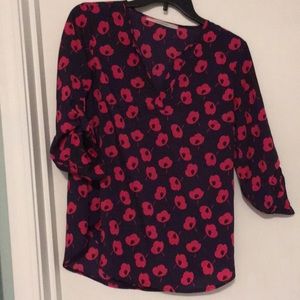 41 Hawthorn Blouse -3/4 length sleeve button tab.